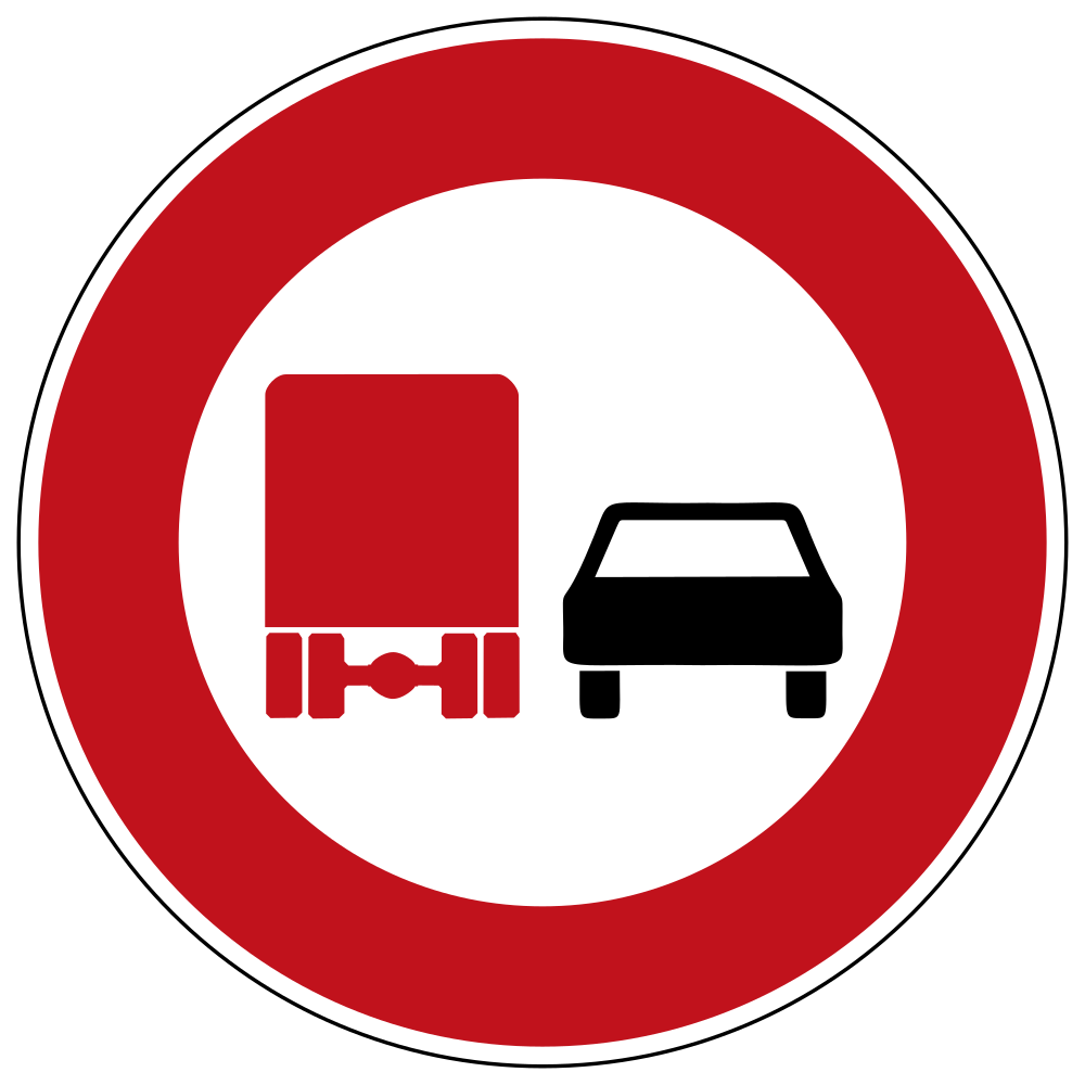 Adelantamiento prohibido para camiones.